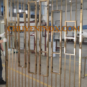 Vách Ngăn Inox Mạ Vàng vach trang tri inox