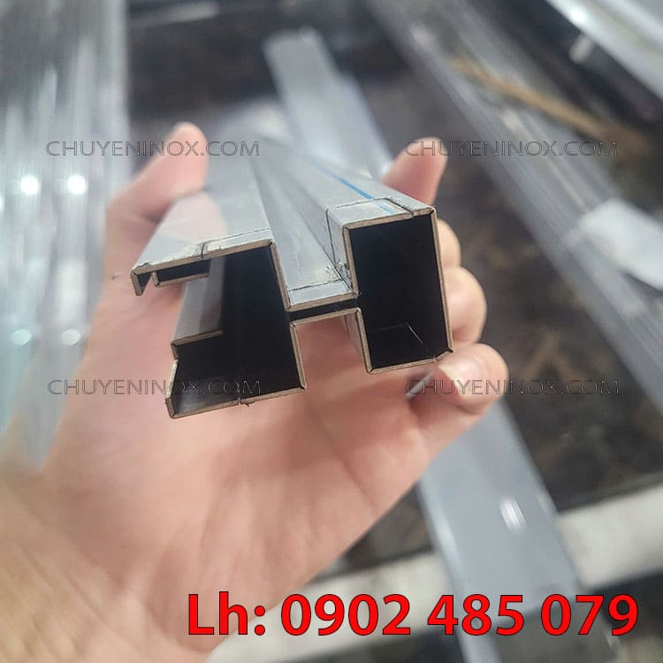 Tay vịn đố kính inox